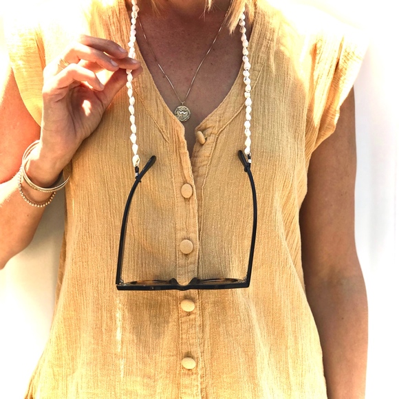 Handmade Bali 🐚🌴 Shell Necklace Sunglasses Chain - Picture 7 of 8